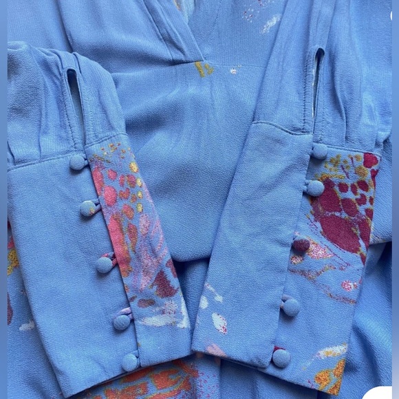 EUCFree People Field of Butterflies Tunic Top Women's Small Purple V-Neck
Blouse - Picture 4 of 9